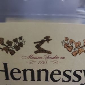 Meet your Posher, Bruce